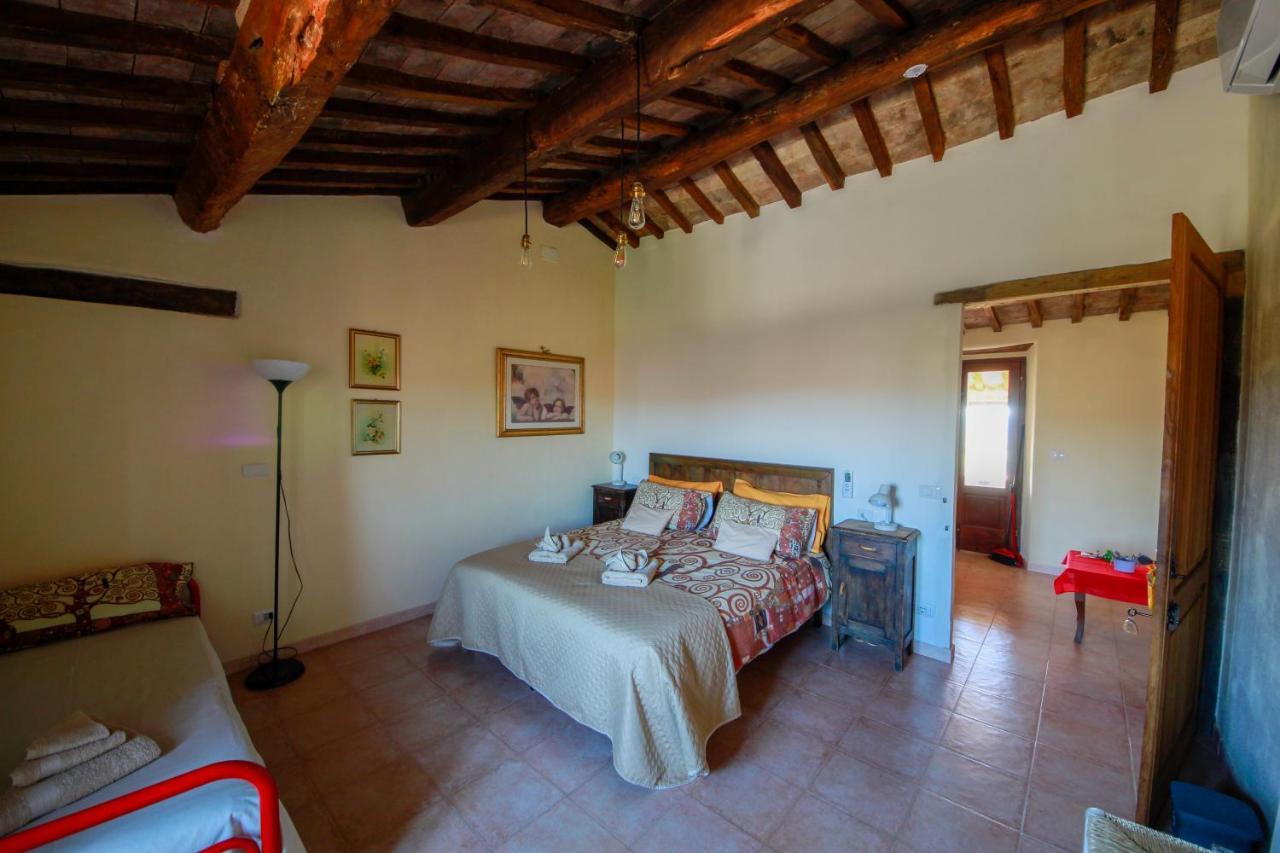 Agriturismo Poggio Monte Saturnia Exterior photo